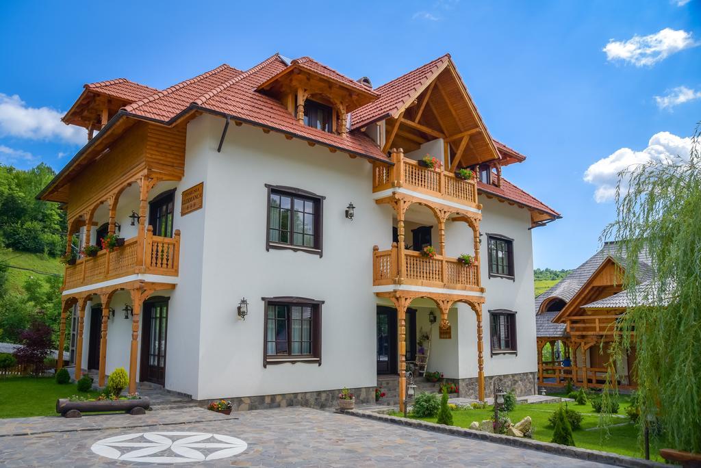 Hotel Glodeanca Exteriér fotografie