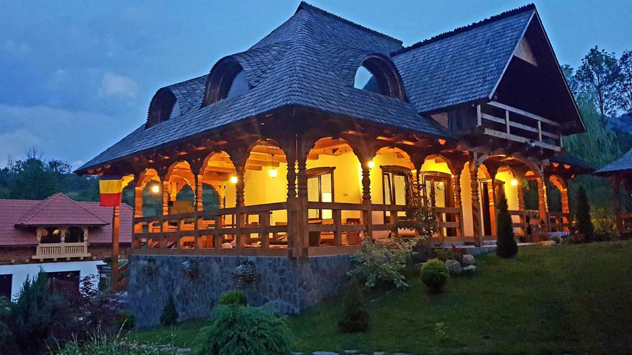Hotel Glodeanca Exteriér fotografie